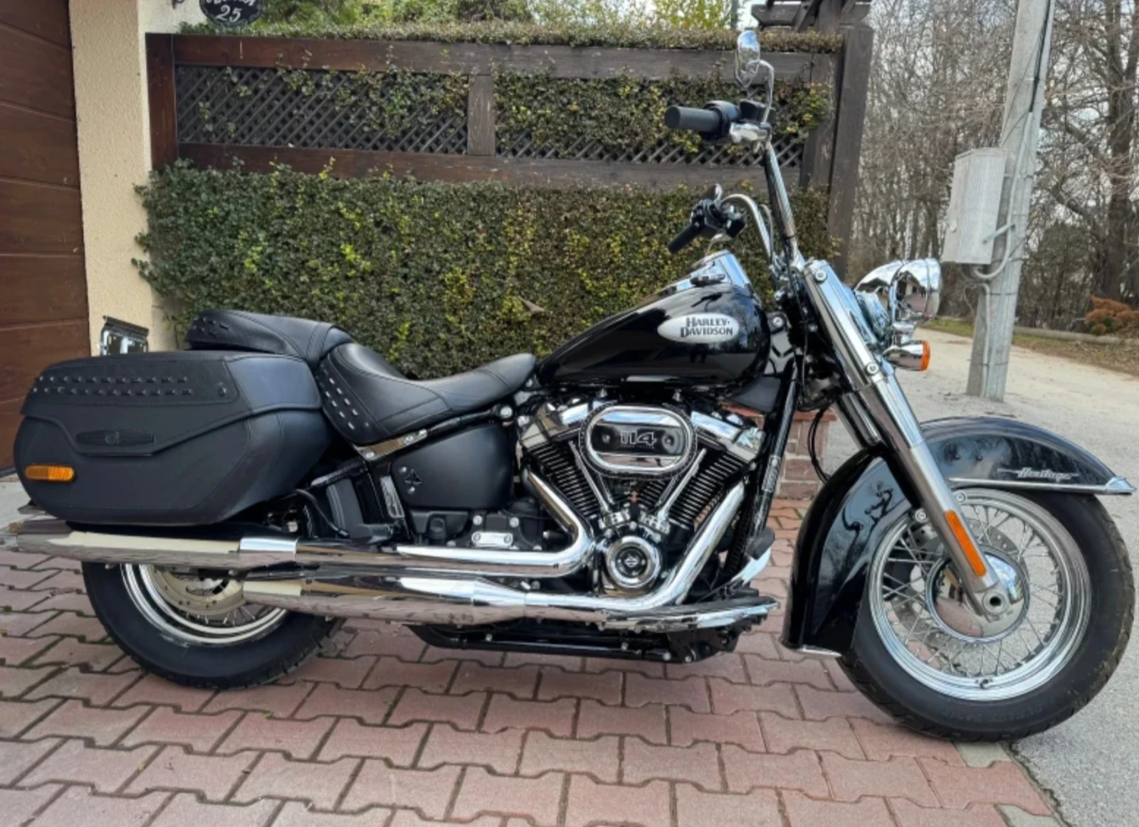 Harley-Davidson Softail Heritage 114 Classic , снимка 2 - Мотоциклети и мототехника - 55076040