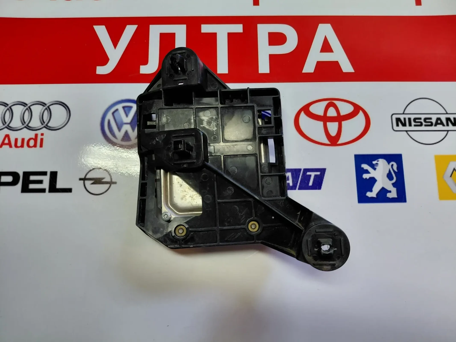 284K05FA0A  Радар сензор за мъртва зона / десен  NISSAN MICRA K14 284K0 5FA0A , снимка 3 - Части - 55466156