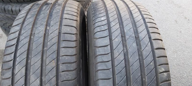 Гуми Летни 205/60R16, снимка 1 - Гуми и джанти - 31947651