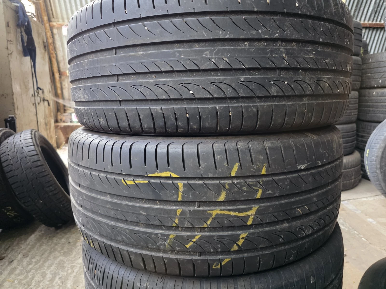 Гуми Летни 255/45R19, снимка 6 - Гуми и джанти - 56731009