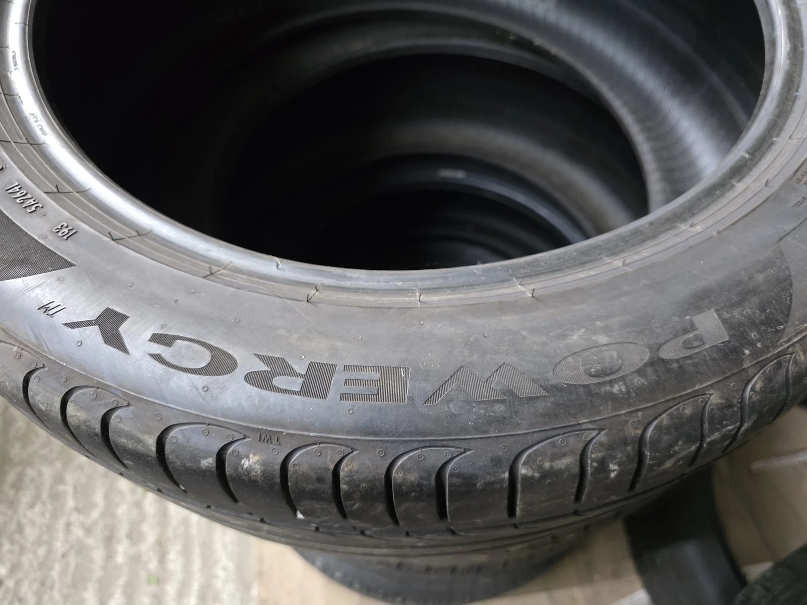 Гуми Летни 255/45R19, снимка 10 - Гуми и джанти - 56731009