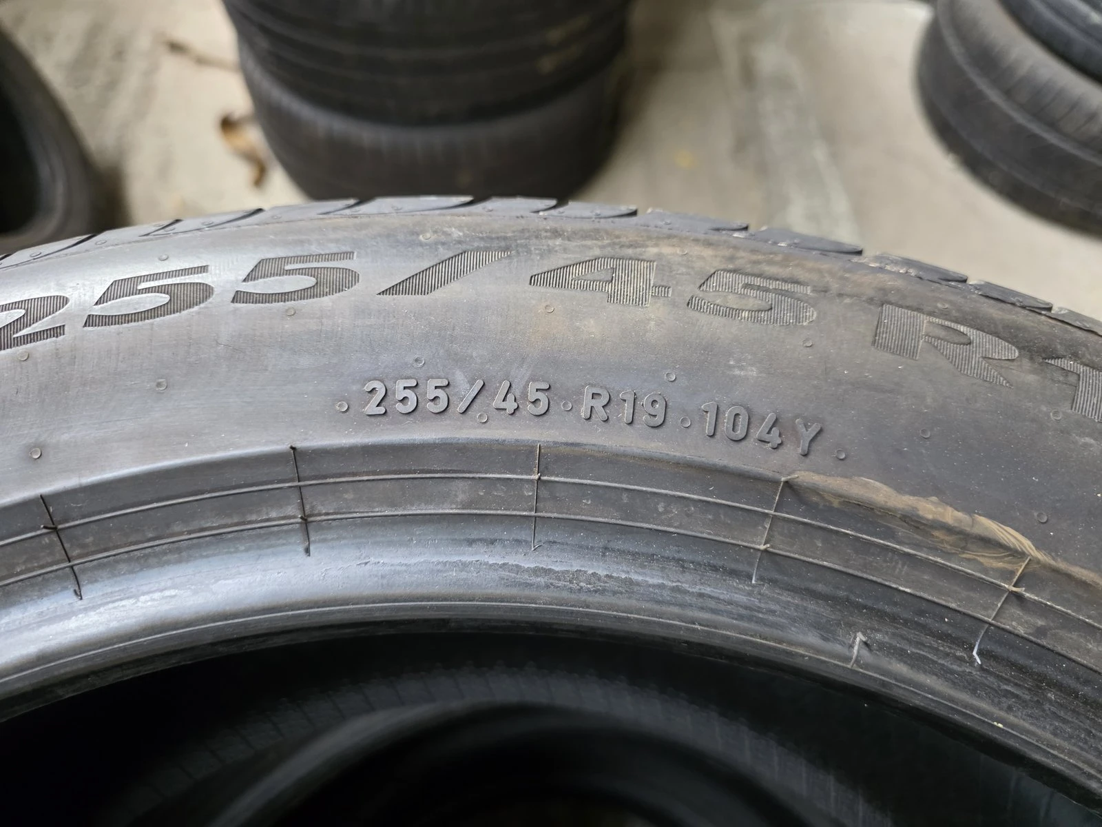 Гуми Летни 255/45R19, снимка 8 - Гуми и джанти - 56731009