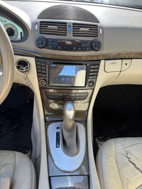 Mercedes-Benz E 320, снимка 8