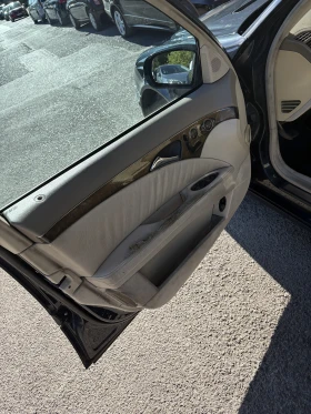 Mercedes-Benz E 320, снимка 9