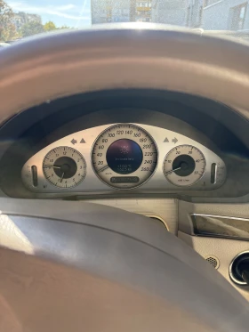 Mercedes-Benz E 320, снимка 7