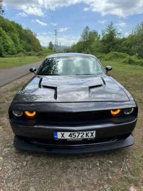     Dodge Challenger