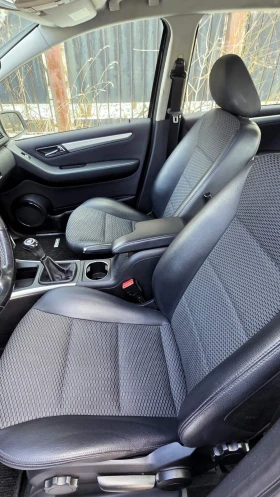 Mercedes-Benz A 180 AVANTGARD, снимка 15