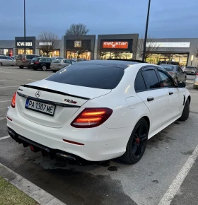 ����� �� �������� �� Mercedes-Benz E 220