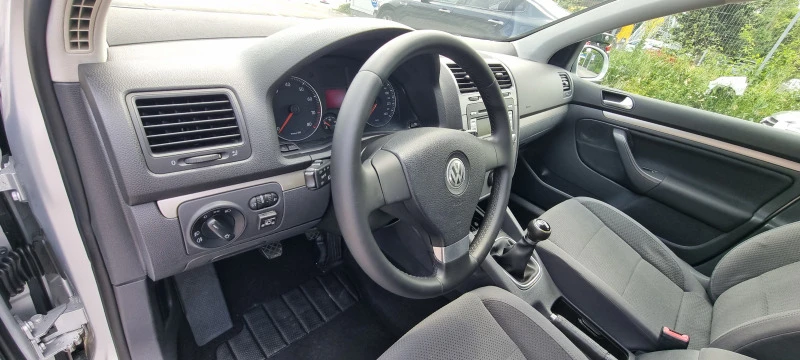 VW Golf 1.6i 102k.c GAZ ITALIA EURO 4, снимка 9 - Автомобили и джипове - 46141125