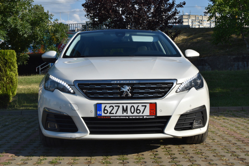 Peugeot 308 1.5 HDI * ALLURE* * PANORAMA* * LED* , снимка 3 - Автомобили и джипове - 46246170