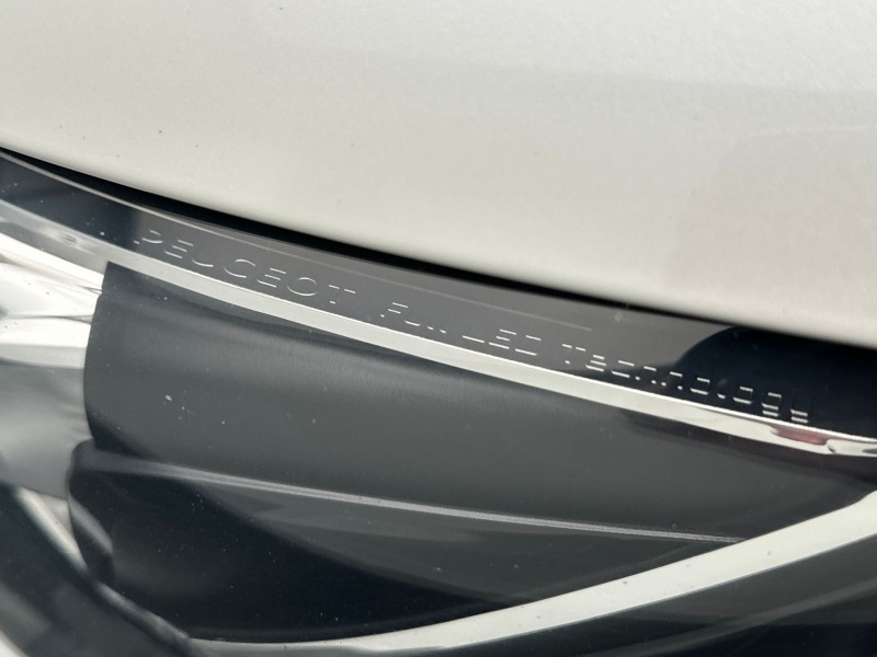 Peugeot 308 1.5 HDI * ALLURE* * PANORAMA* * LED* , снимка 17 - Автомобили и джипове - 46246170