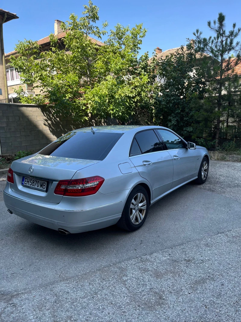 Mercedes-Benz E 300 W212 E300, снимка 2 - Автомобили и джипове - 47485087