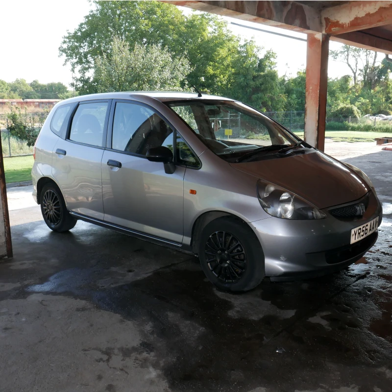 Honda Jazz, снимка 3 - Автомобили и джипове - 48189673