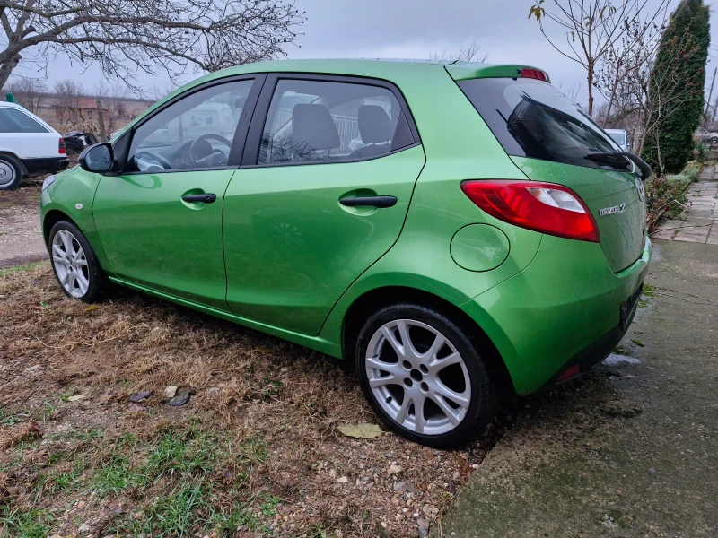 Mazda 2, снимка 4 - Автомобили и джипове - 48391002