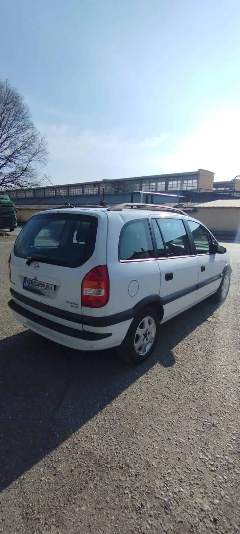 Opel Zafira, снимка 5 - Автомобили и джипове - 49138783