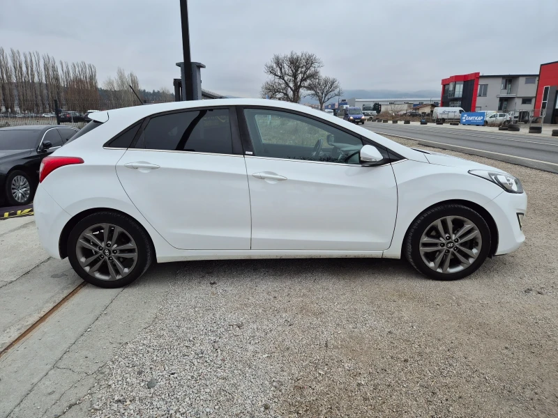 Hyundai I30 1.6DIESEL EURO6 AVTOMAT, снимка 6 - Автомобили и джипове - 49148739