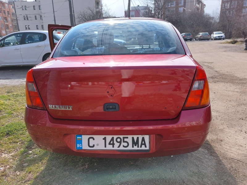 Renault Clio, снимка 3 - Автомобили и джипове - 49316834