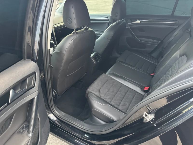 VW Golf, снимка 11 - Автомобили и джипове - 52269129