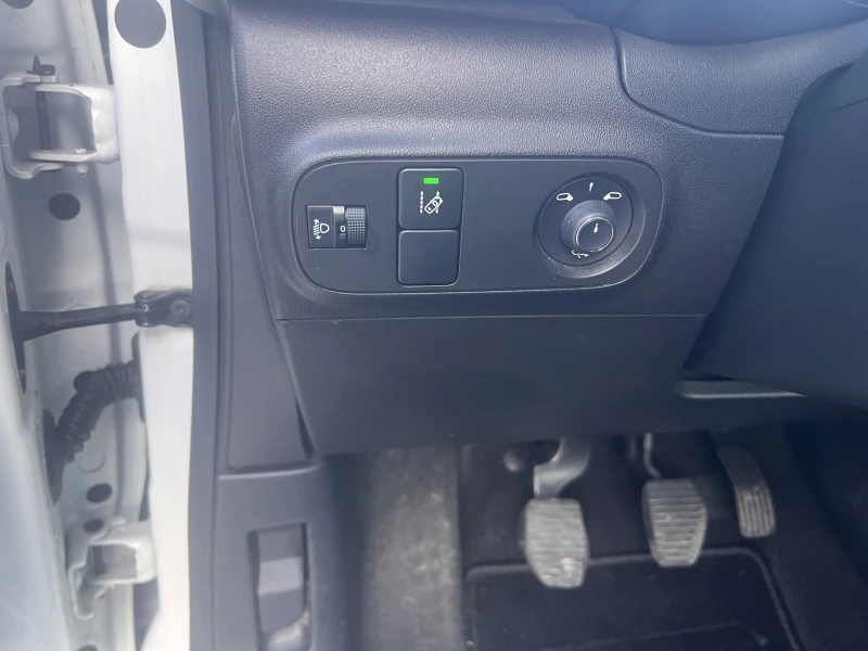 Citroen C3, снимка 8 - Автомобили и джипове - 52662871