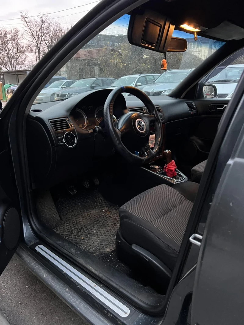 VW Bora, снимка 11 - Автомобили и джипове - 52646880