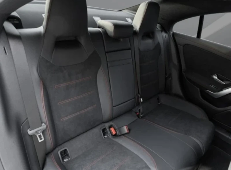 Mercedes-Benz CLA 220, снимка 4 - Автомобили и джипове - 52705642