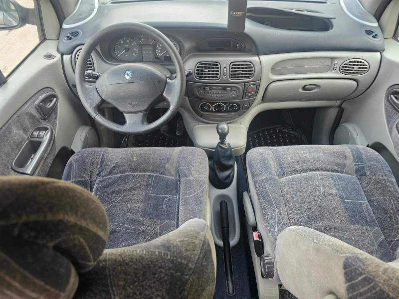 Renault Scenic Фейслифт, снимка 9 - Автомобили и джипове - 52839436