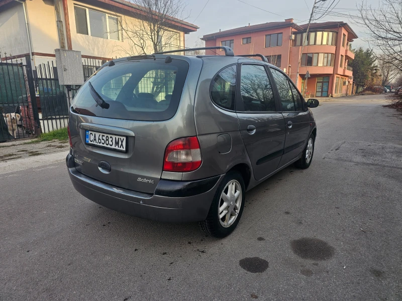 Renault Scenic Фейслифт, снимка 4 - Автомобили и джипове - 52839436