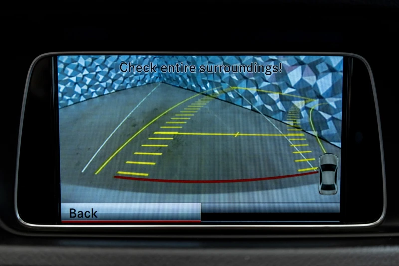 Mercedes-Benz E 350 d BlueTEC 4MATIC* Pano* Led, снимка 17 - Автомобили и джипове - 53042247