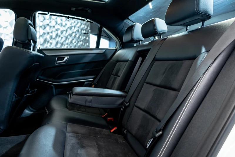 Mercedes-Benz E 350 d BlueTEC 4MATIC* Pano* Led, снимка 16 - Автомобили и джипове - 53042247