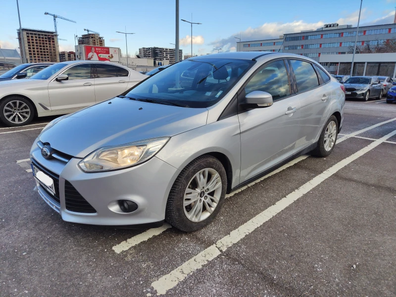 Ford Focus 1.6 купена от Мото Пфое реални километри, снимка 2 - Автомобили и джипове - 53599240