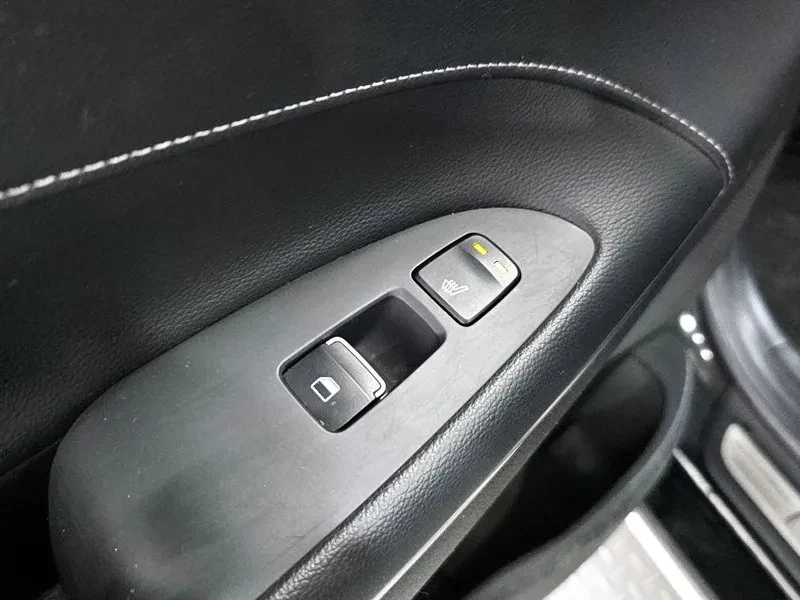 Hyundai Grandeur 3.0 Exclusive Special, снимка 15 - Автомобили и джипове - 55643592