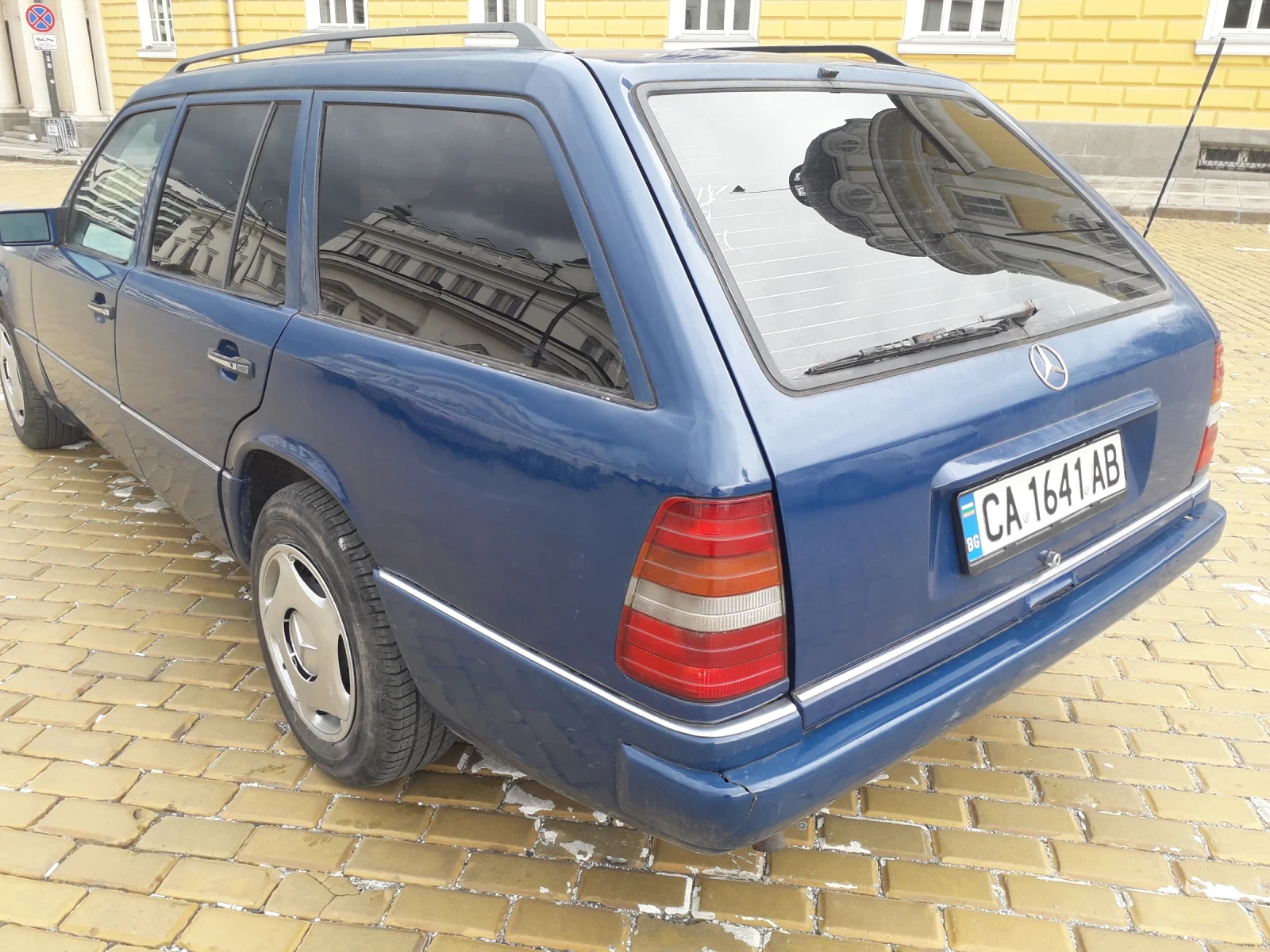 Mercedes-Benz 124 250D - изображение 6