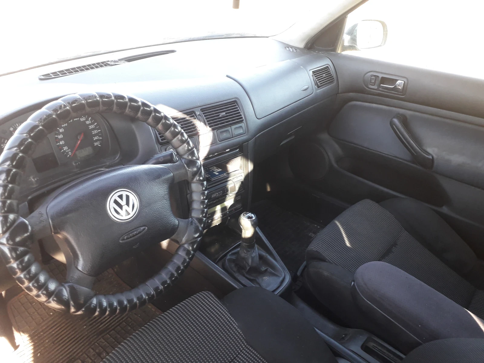 VW Golf 1.6 SR Gas - изображение 5