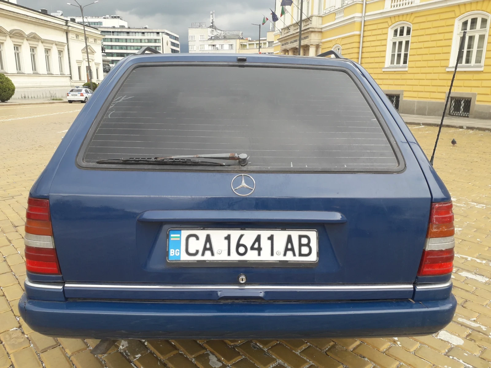 Mercedes-Benz 124 250D - изображение 7