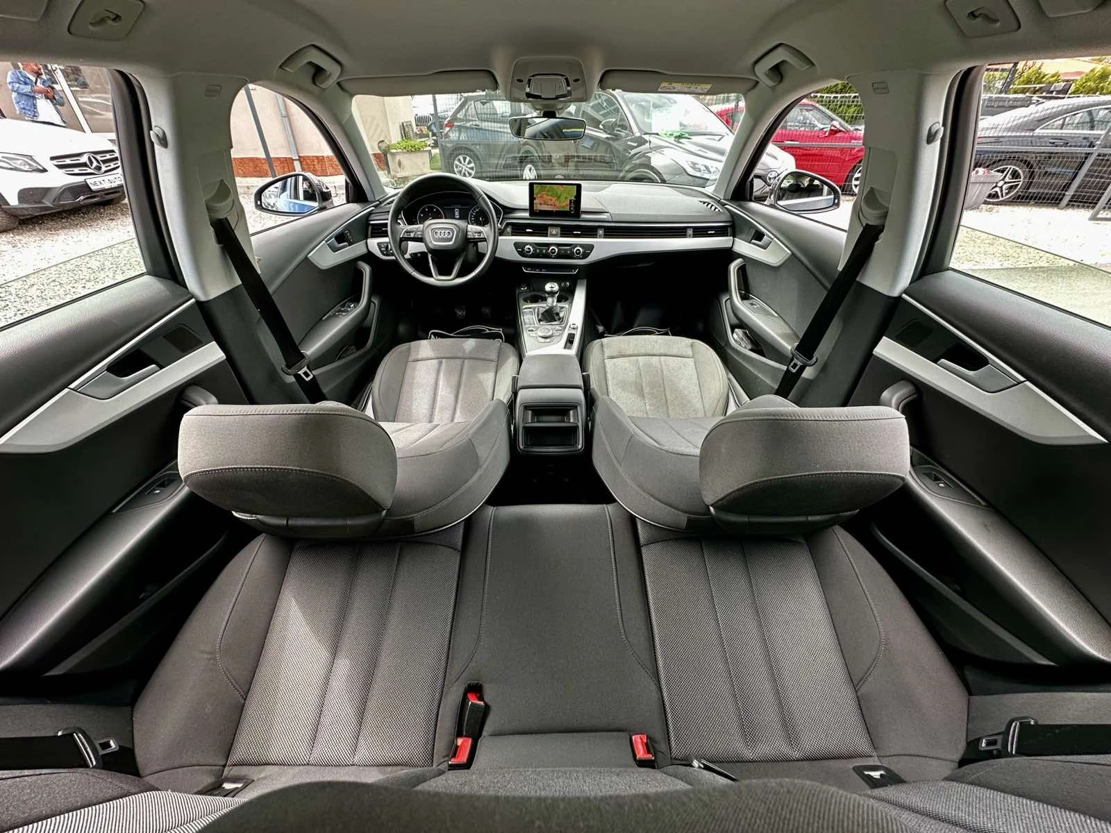 Audi A4 2.0TDI 150HP E6B NAVI LED - изображение 9