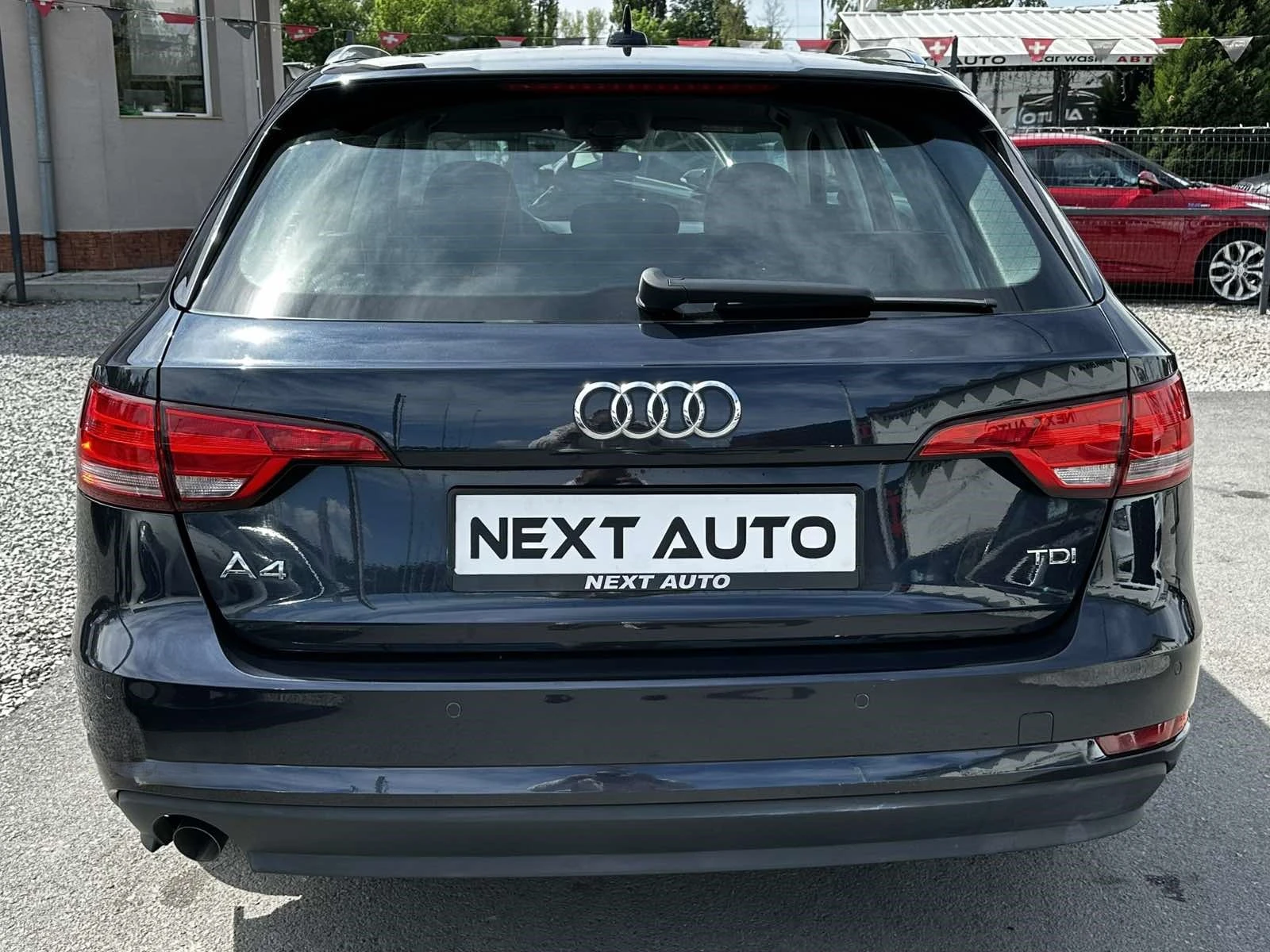 Audi A4 2.0TDI 150HP E6B NAVI LED - изображение 6