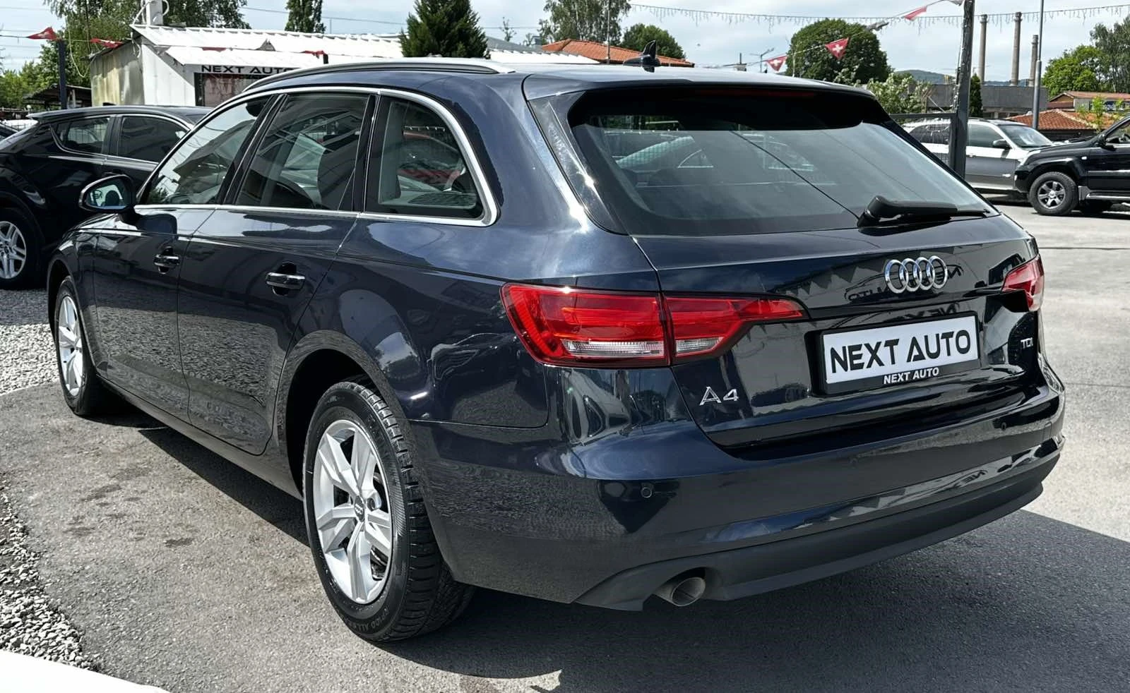 Audi A4 2.0TDI 150HP E6B NAVI LED - изображение 7