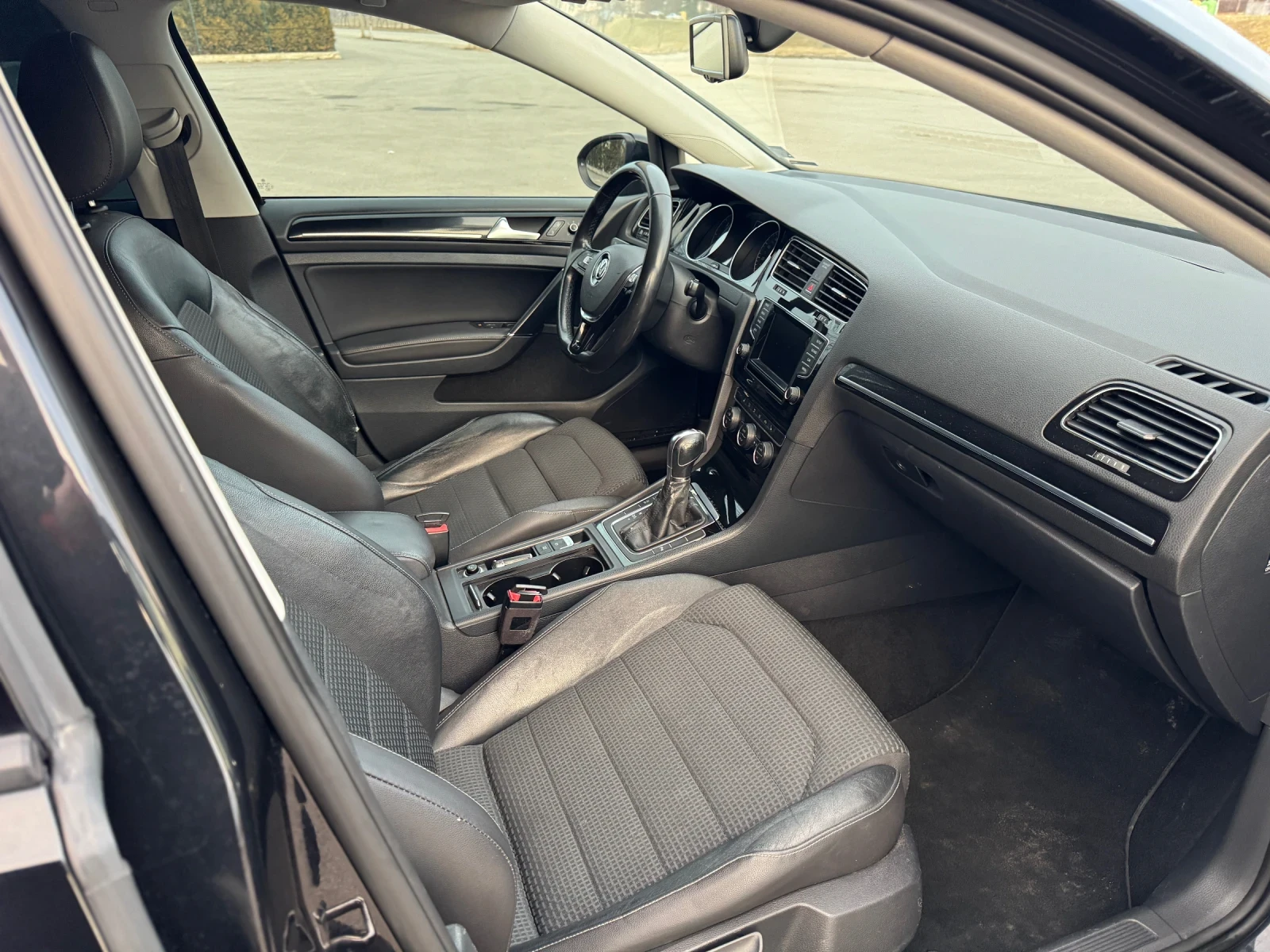 VW Golf  - изображение 9