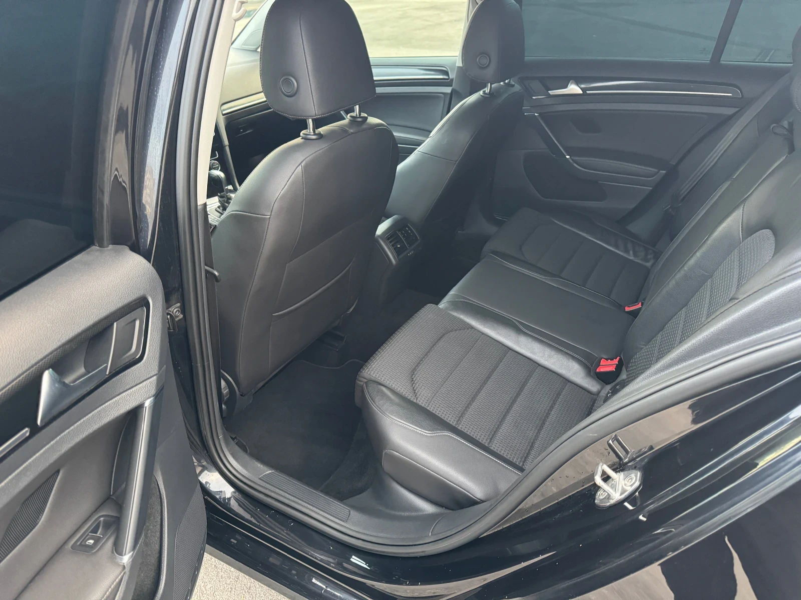 VW Golf | Mobile.bg — изображение 11