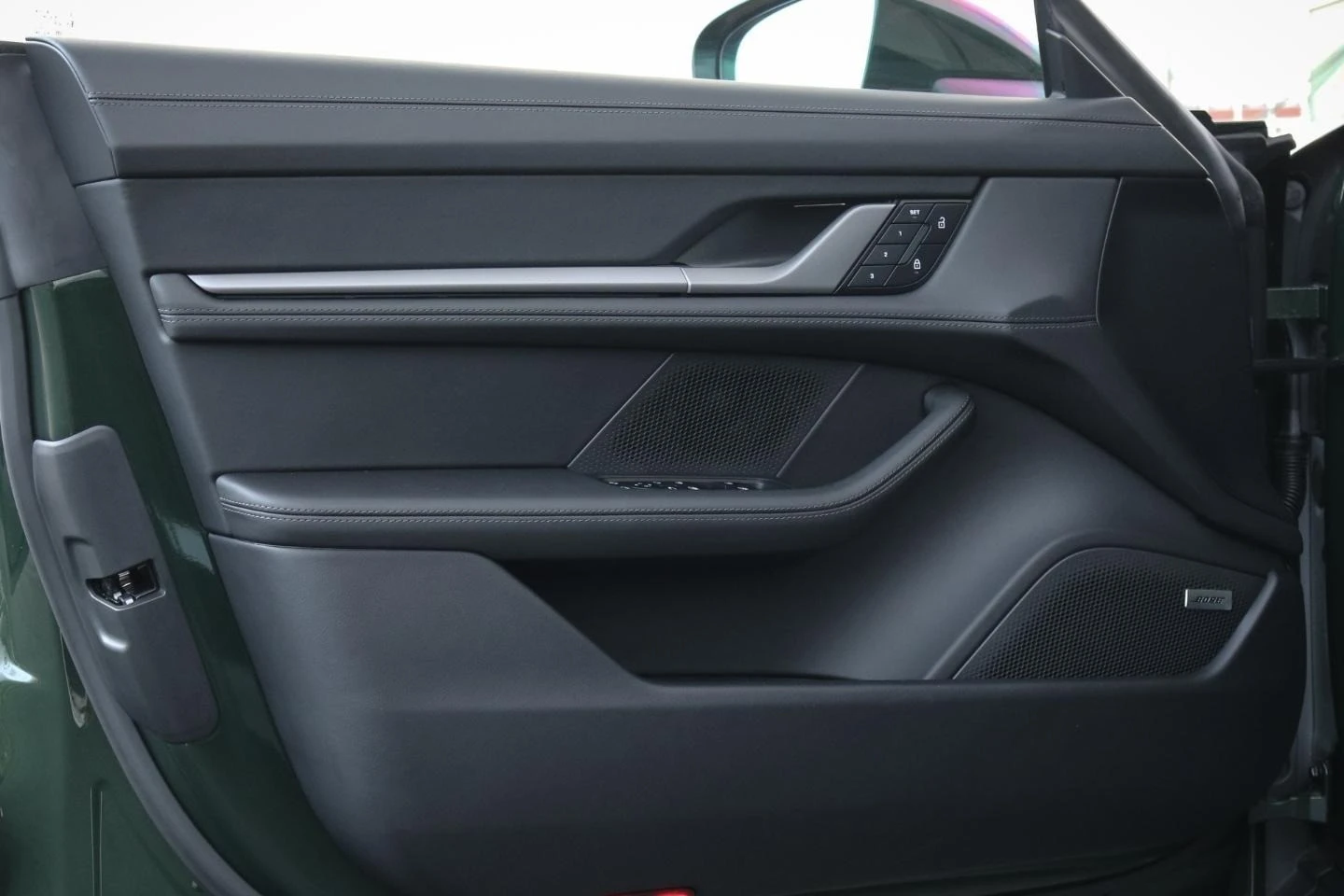 Porsche Taycan 4S BOSE HEAD UP HD-MATRIX SPORT CHRONO PANORAMA | Mobile.bg   6