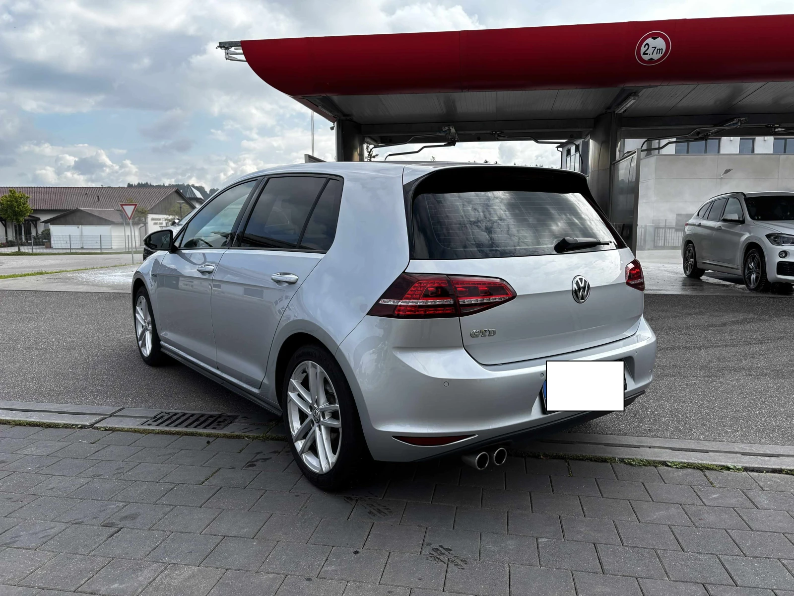 VW Golf GTD Blue Technology 185 к.с. - изображение 2