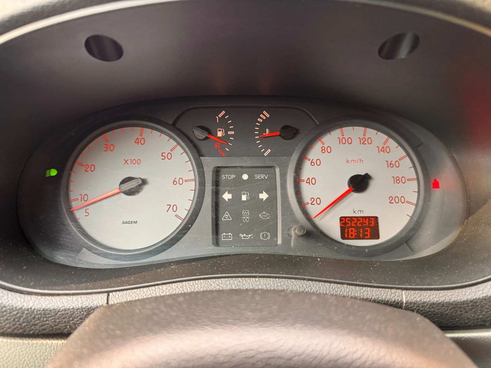 Renault Kangoo 1.6 Газ, Рампа за хора с увреждане , снимка 9 - Автомобили и джипове - 54185643