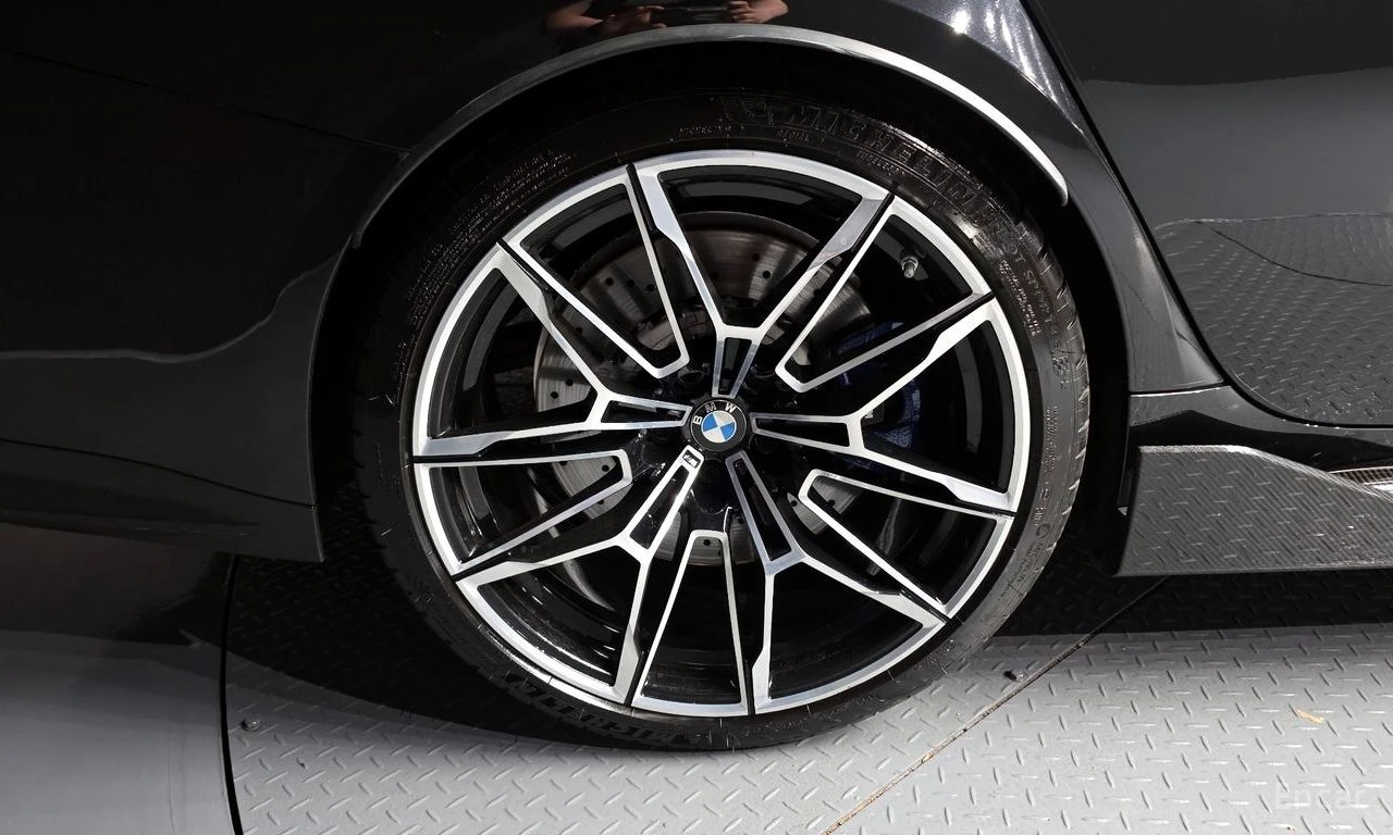 BMW M3 * COMPETITION* BUCKET SEATS* CARBON* LASER* HUD* , снимка 5 - Автомобили и джипове - 54460299