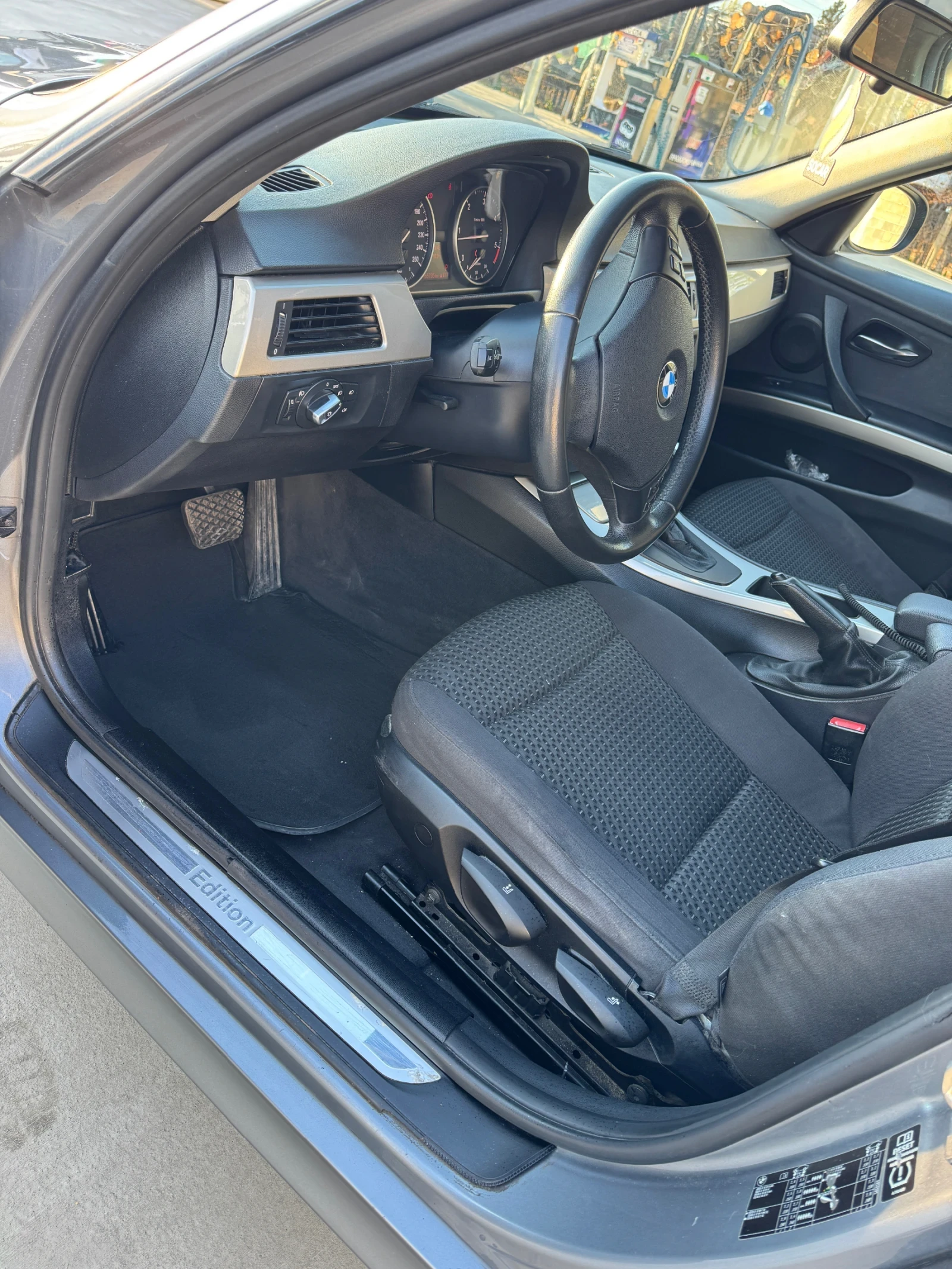 BMW 318, снимка 10 - Автомобили и джипове - 54520712