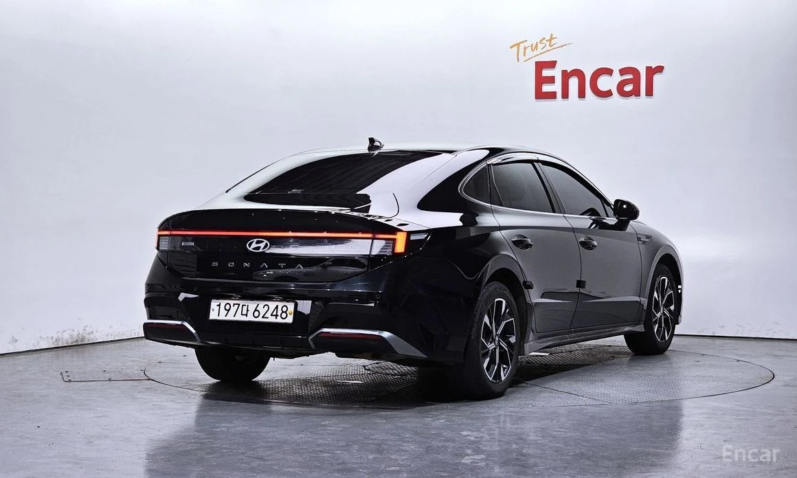 Hyundai Sonata, снимка 2 - Автомобили и джипове - 54710745