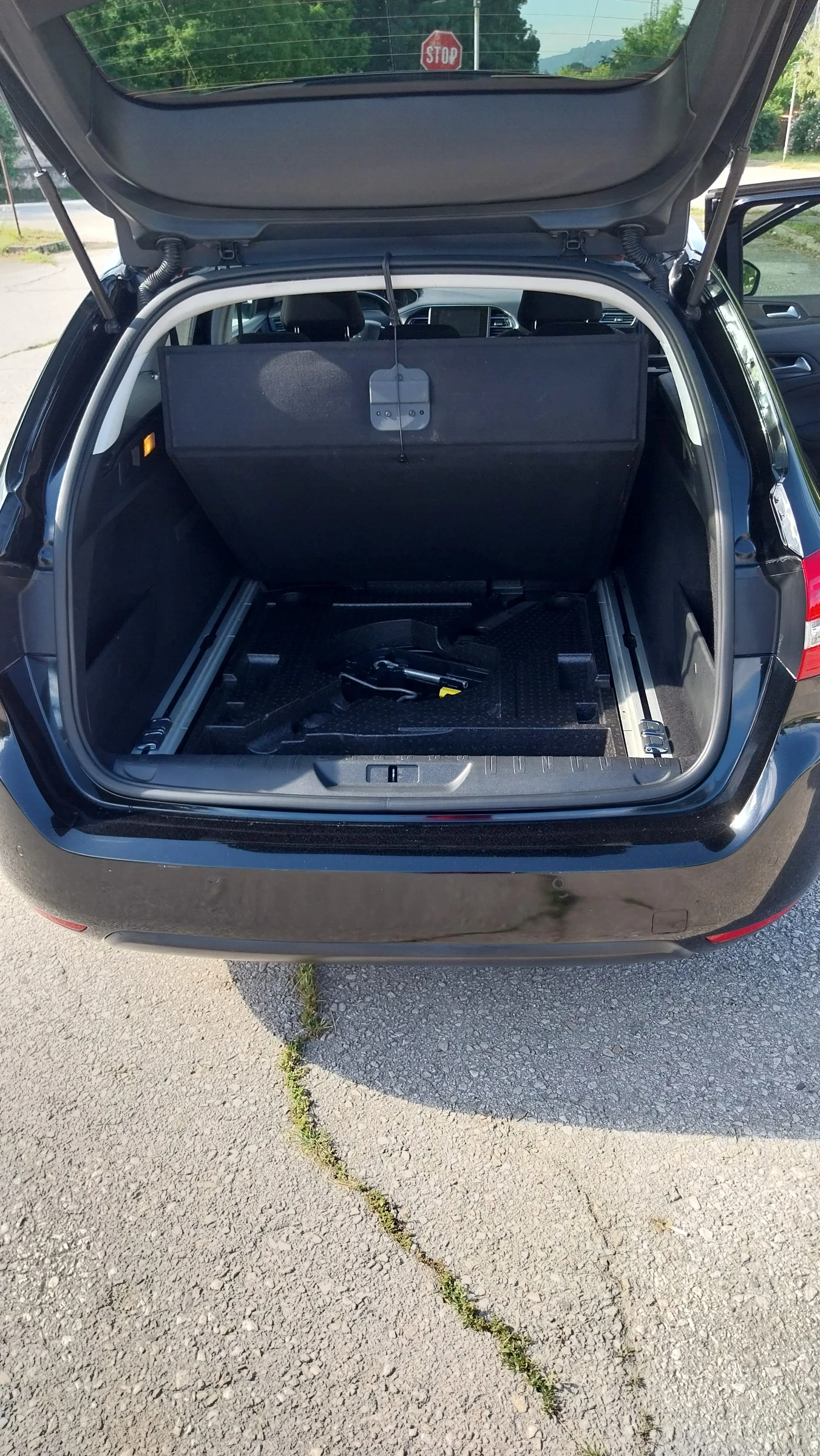 Peugeot 308 1, 6 HDI 115, снимка 16 - Автомобили и джипове - 54745605