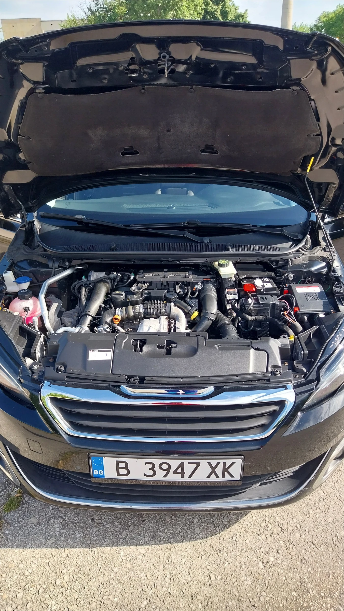 Peugeot 308 1, 6 HDI 115, снимка 13 - Автомобили и джипове - 54745605
