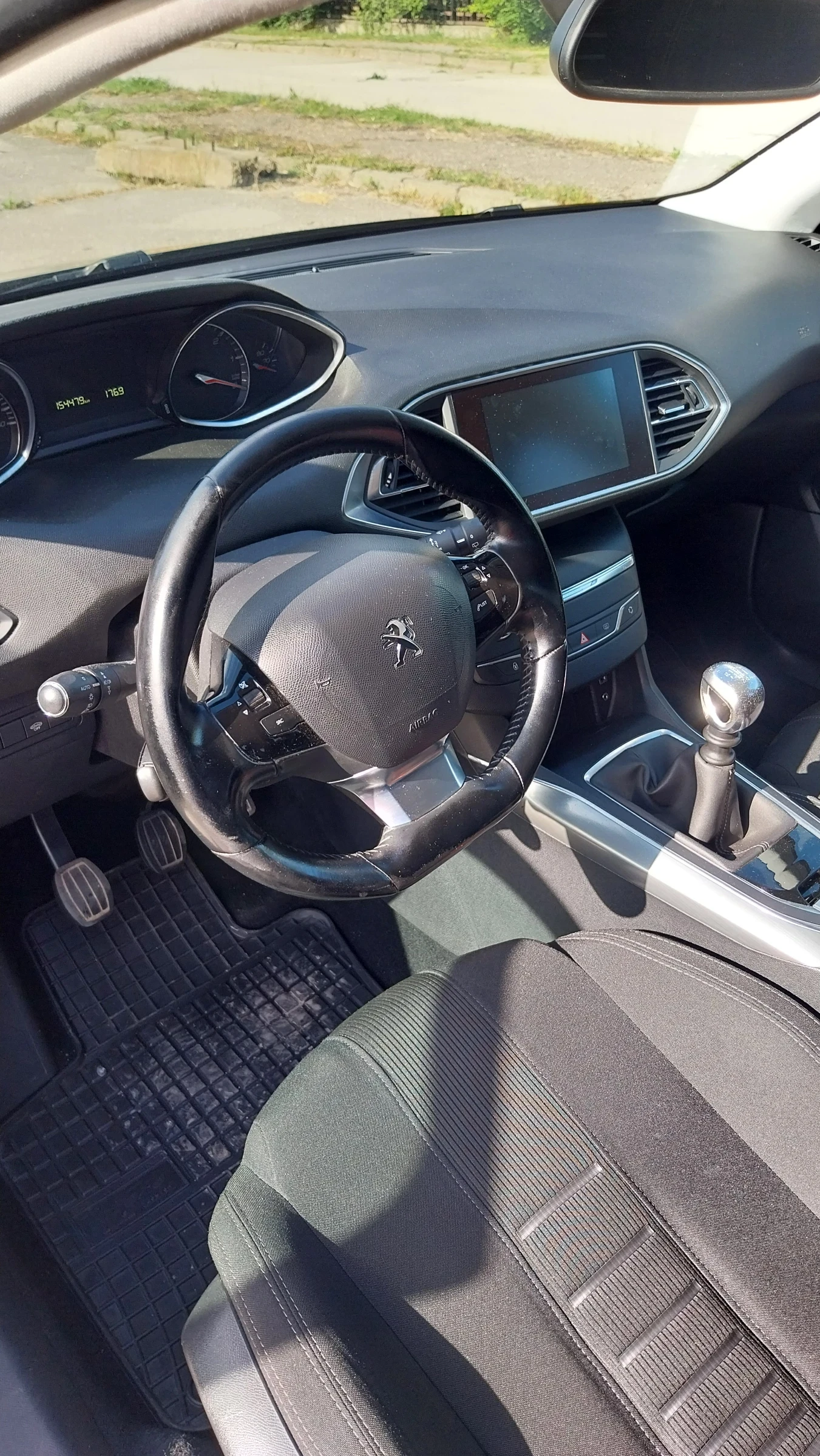Peugeot 308 1, 6 HDI 115, снимка 8 - Автомобили и джипове - 54745605