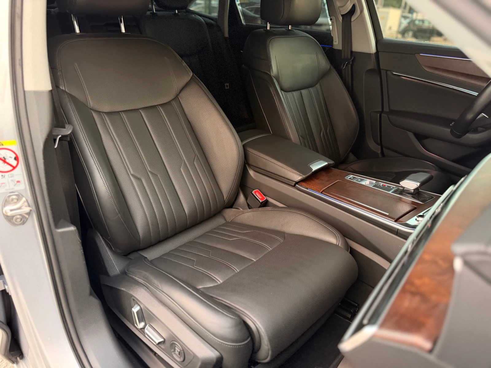 Audi A6 50Tdi= Quattro= S-line= HUD= Distronic= Keyless Go, снимка 12 - Автомобили и джипове - 55052631