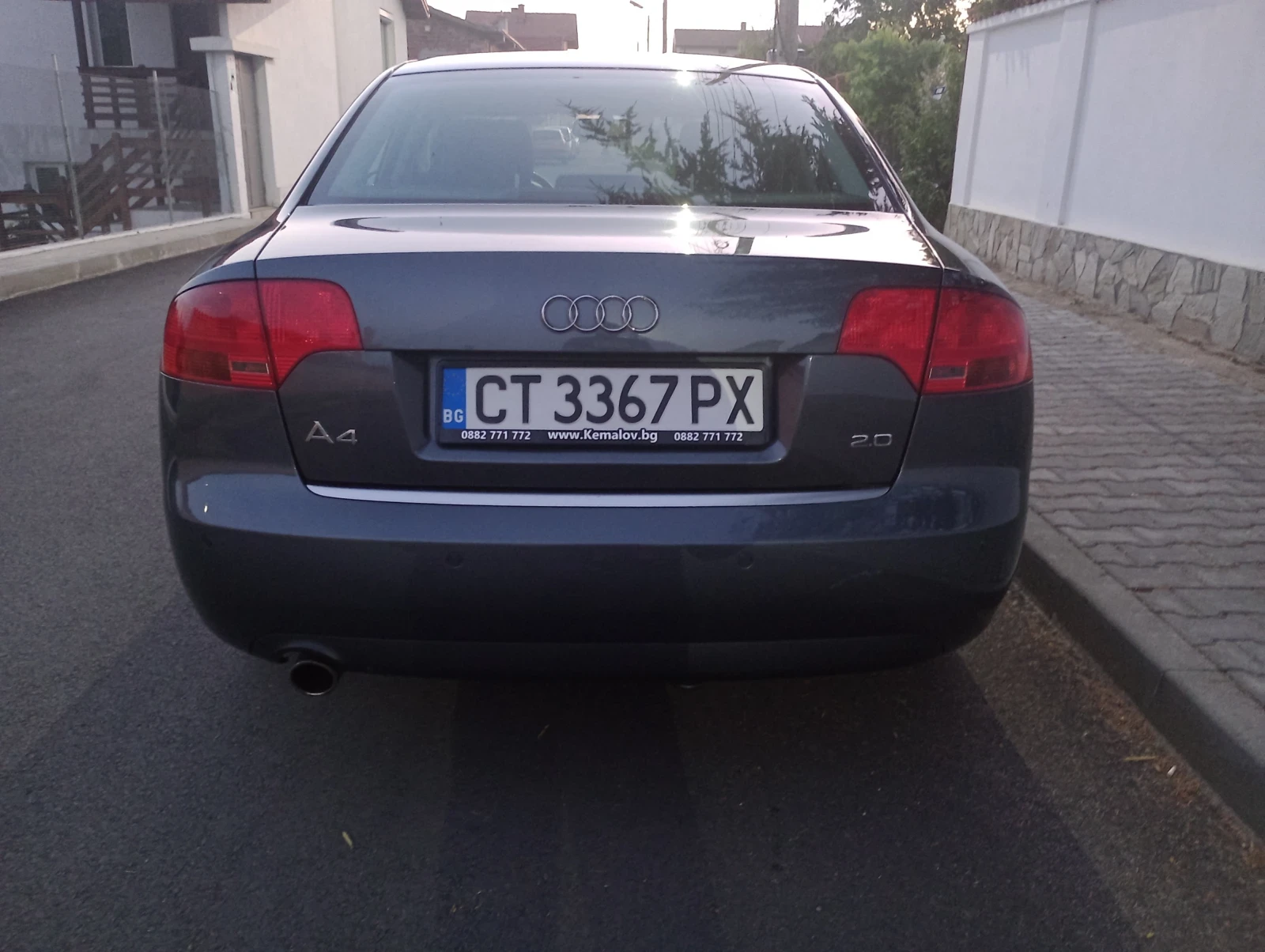 Audi A4 2.0 бензин, снимка 7 - Автомобили и джипове - 55053021
